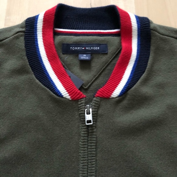💥HP💥 Hilfiger men’s zip up sweater - Picture 2 of 5
